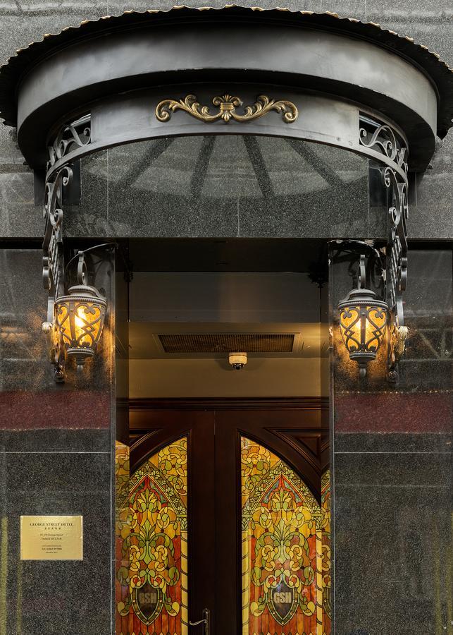 The George Street Hotel Oxford Luaran gambar The entrance to the church