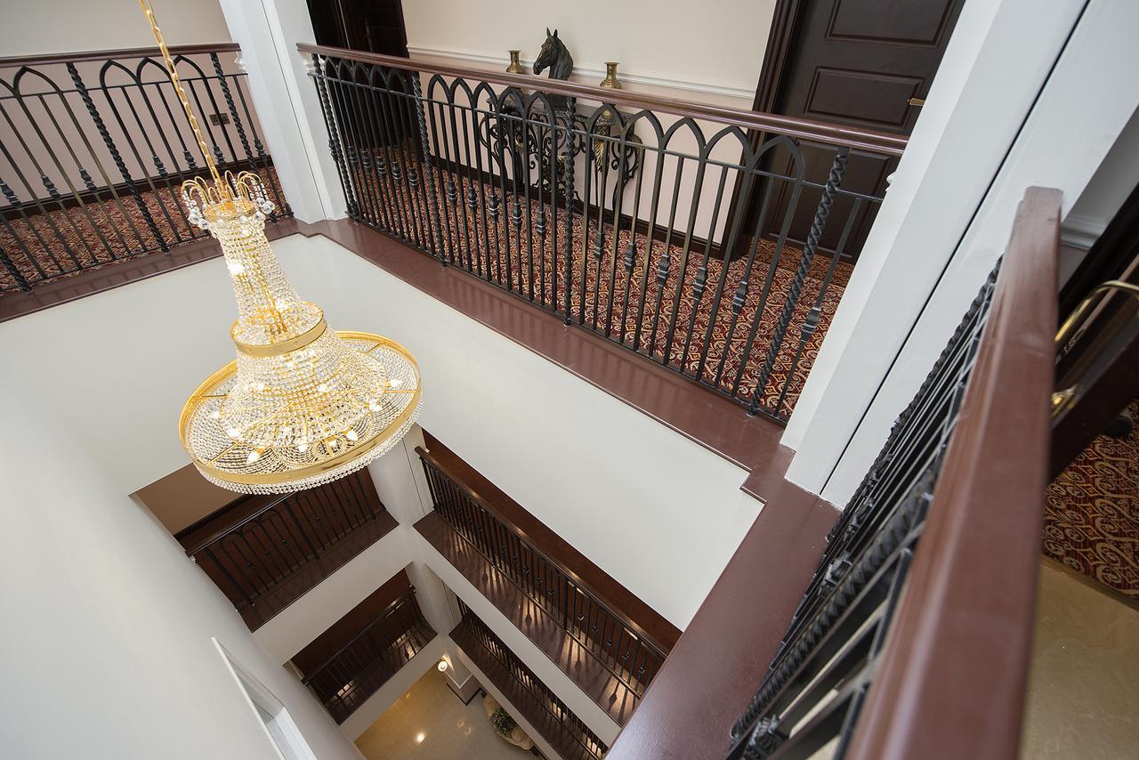 The George Street Hotel Oxford Luaran gambar Interior of the hotel
